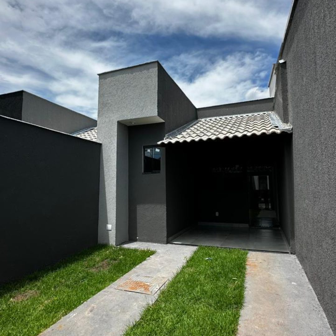 FACHADA CASA 1