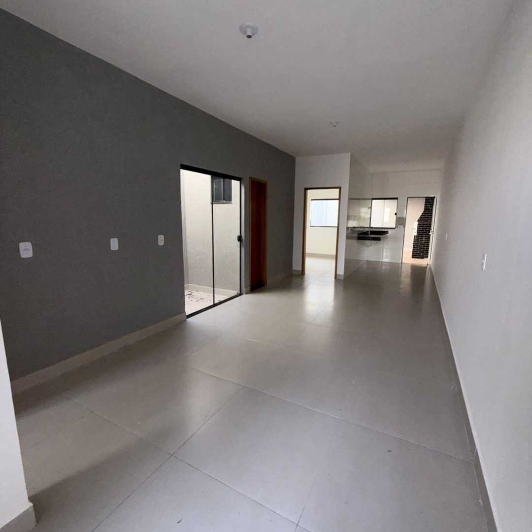 SALA.