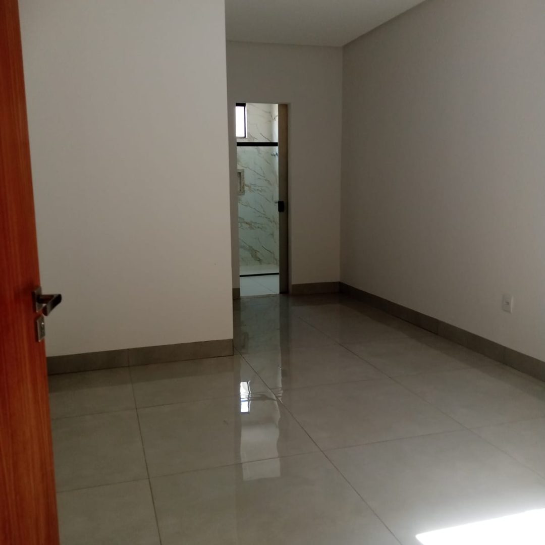 WhatsApp Image 2024-09-26 at 13.52.02 (2)
