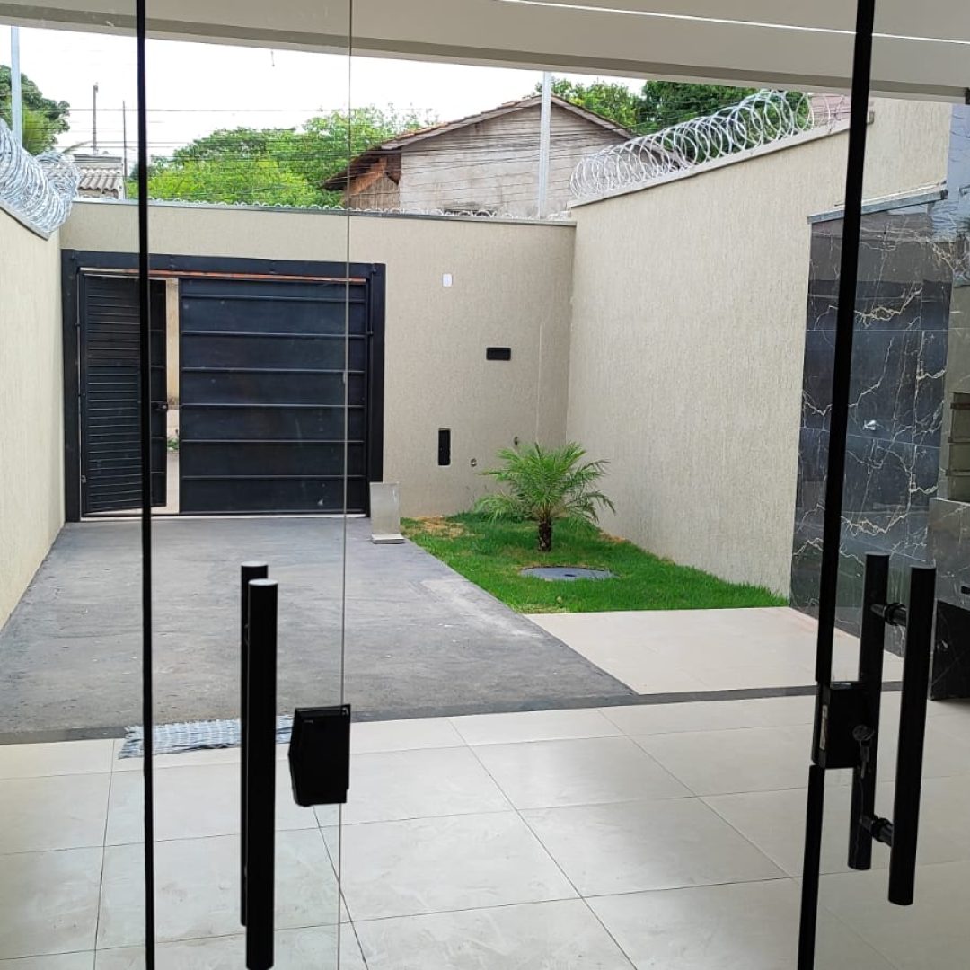 WhatsApp Image 2025-10-14 at 10.09.46 (1)